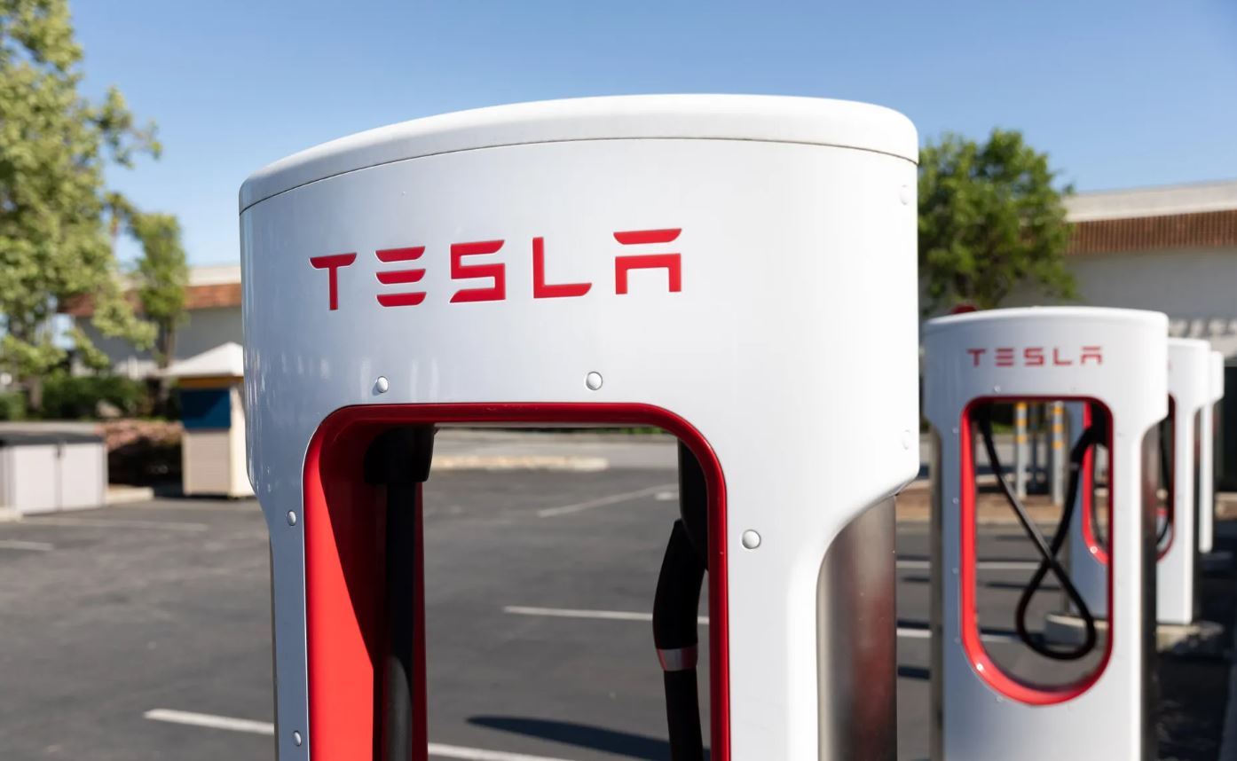 Ford EV Owners Can Order Adapter for Tesla Superchargers