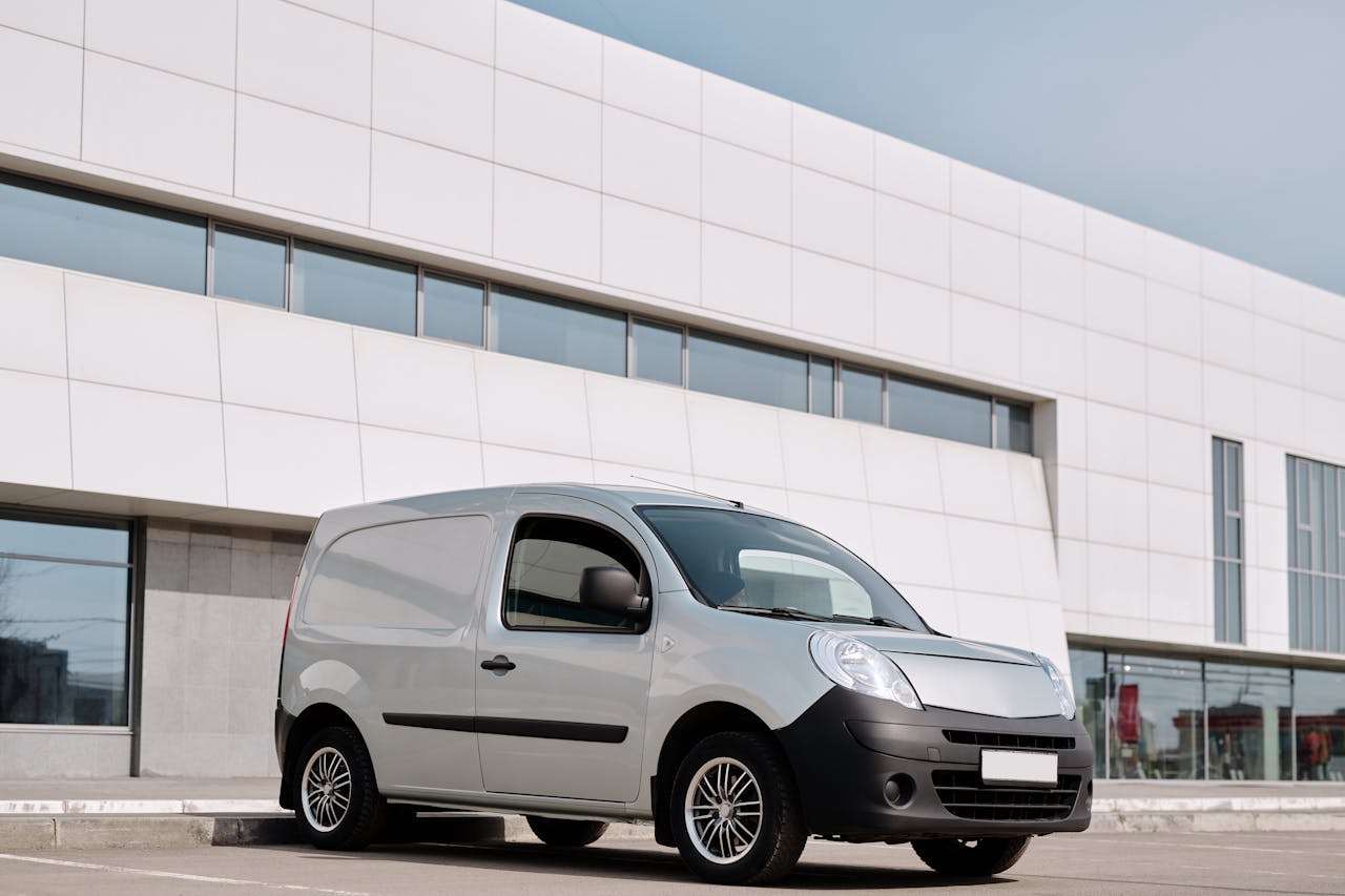 What to Know About Commercial Auto Leasing